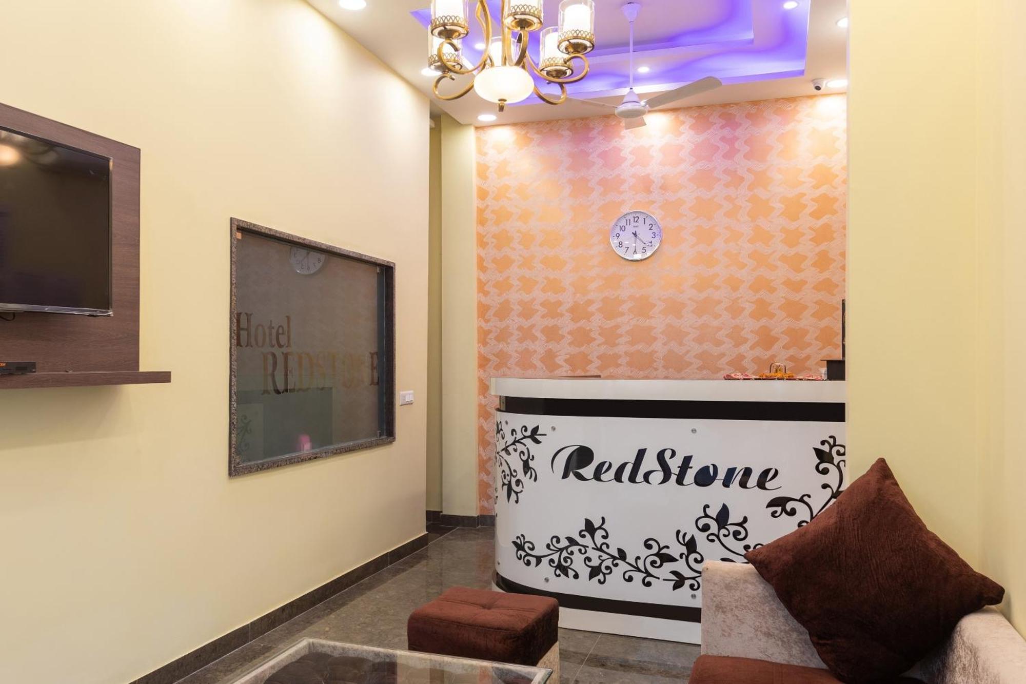 ניו דלהי Super Oyo Hotel O Red Stone Inn מראה חיצוני תמונה