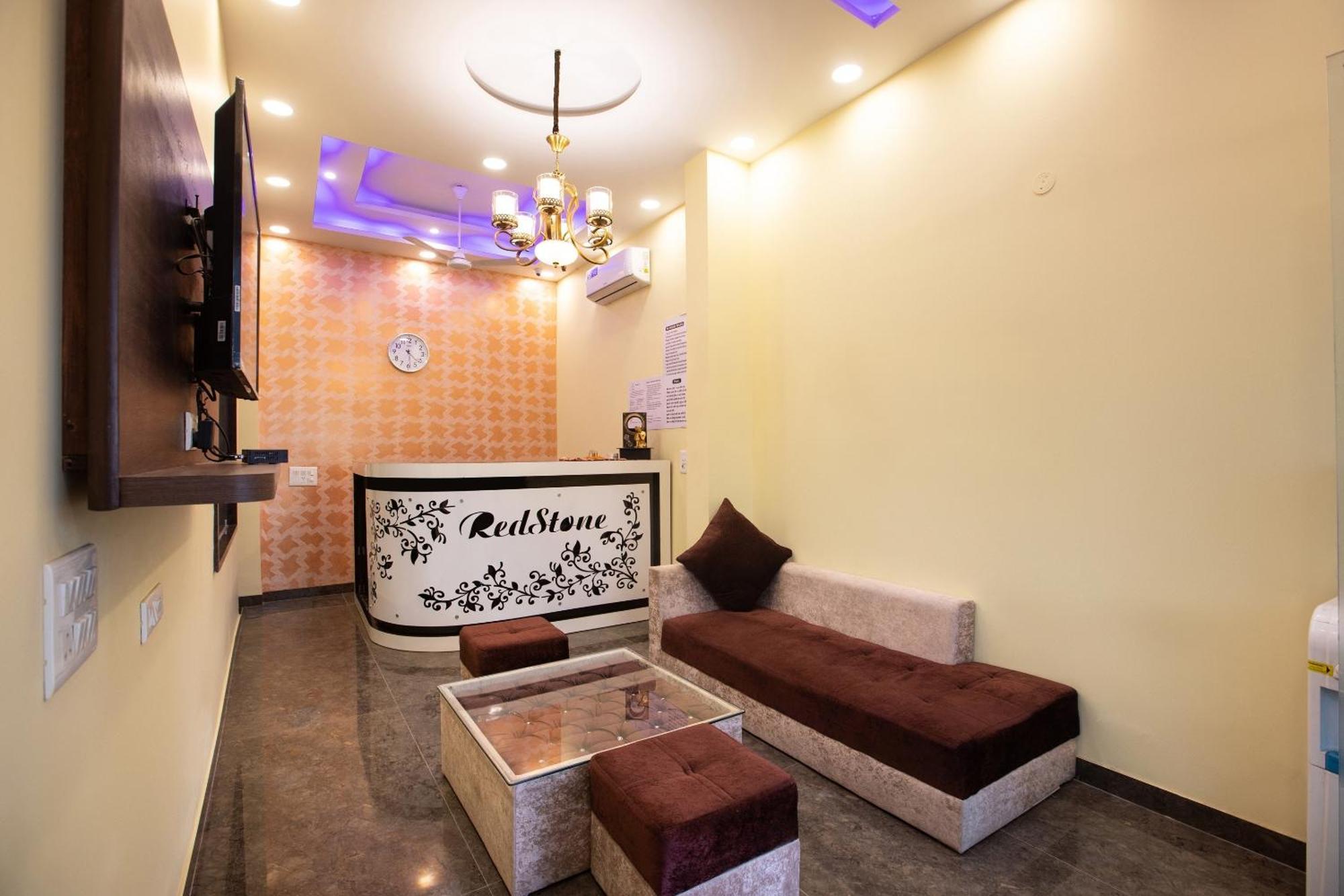 ניו דלהי Super Oyo Hotel O Red Stone Inn מראה חיצוני תמונה
