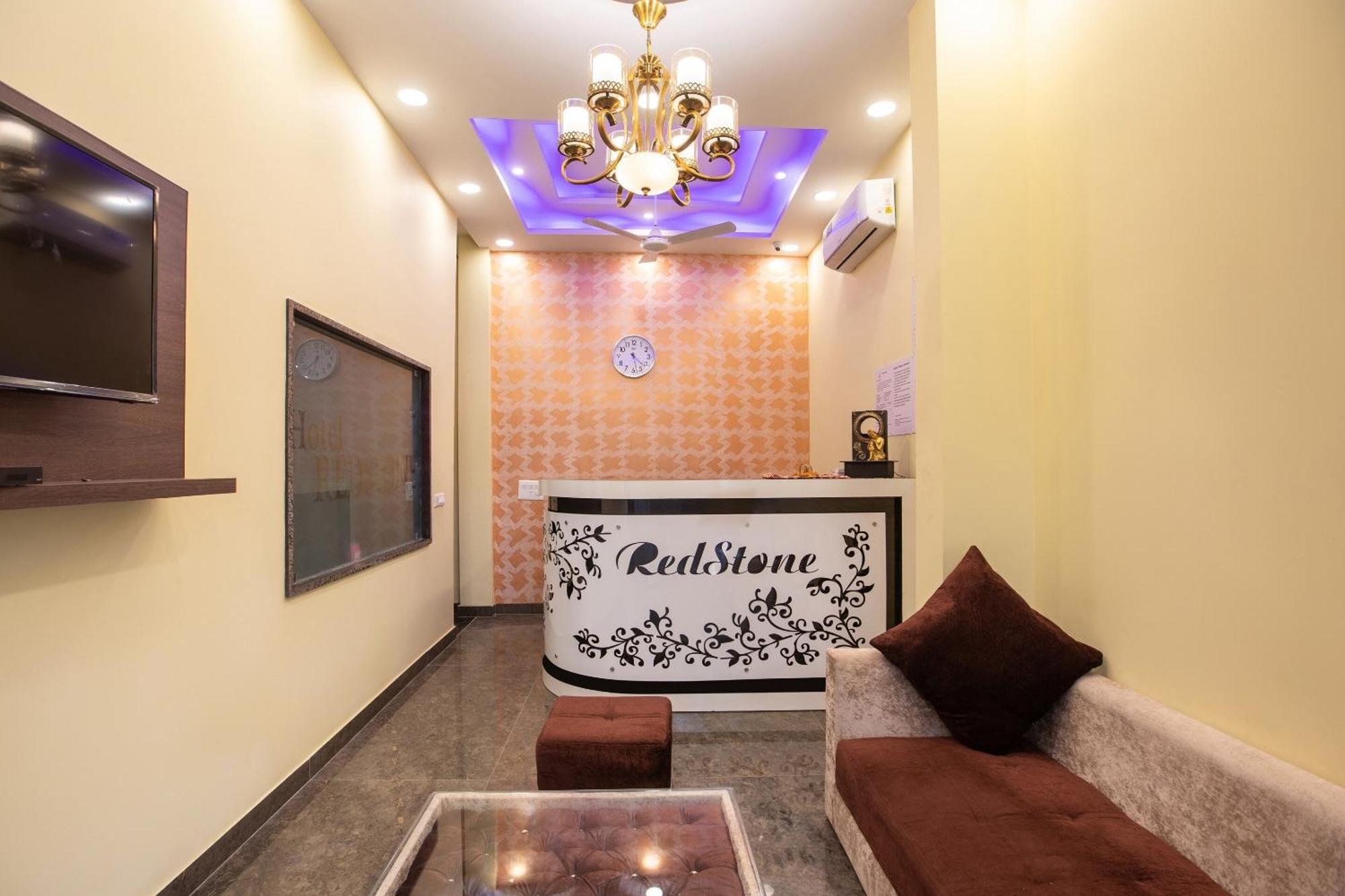 ניו דלהי Super Oyo Hotel O Red Stone Inn מראה חיצוני תמונה